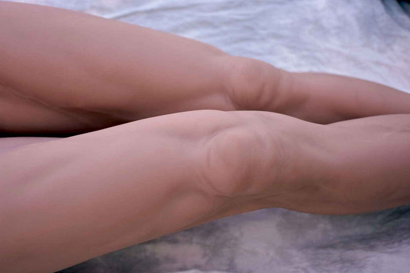 6YE Premium Sexpuppe Fabiana Verkauf 6YE TPE 6YE Premium kaufen Sexroboter KI