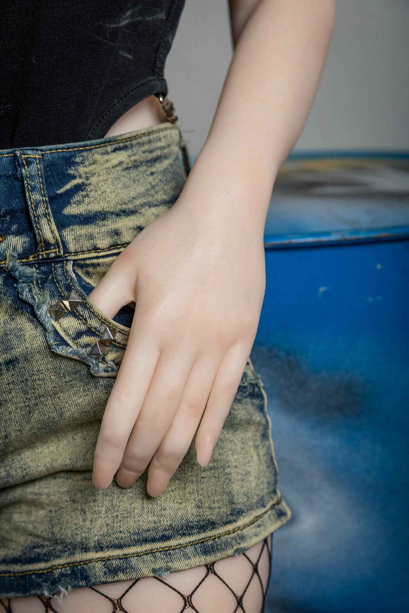 YLDoll Silikonpuppe Cassidilou Konfiguriert YLDoll kaufen Sexroboter KI