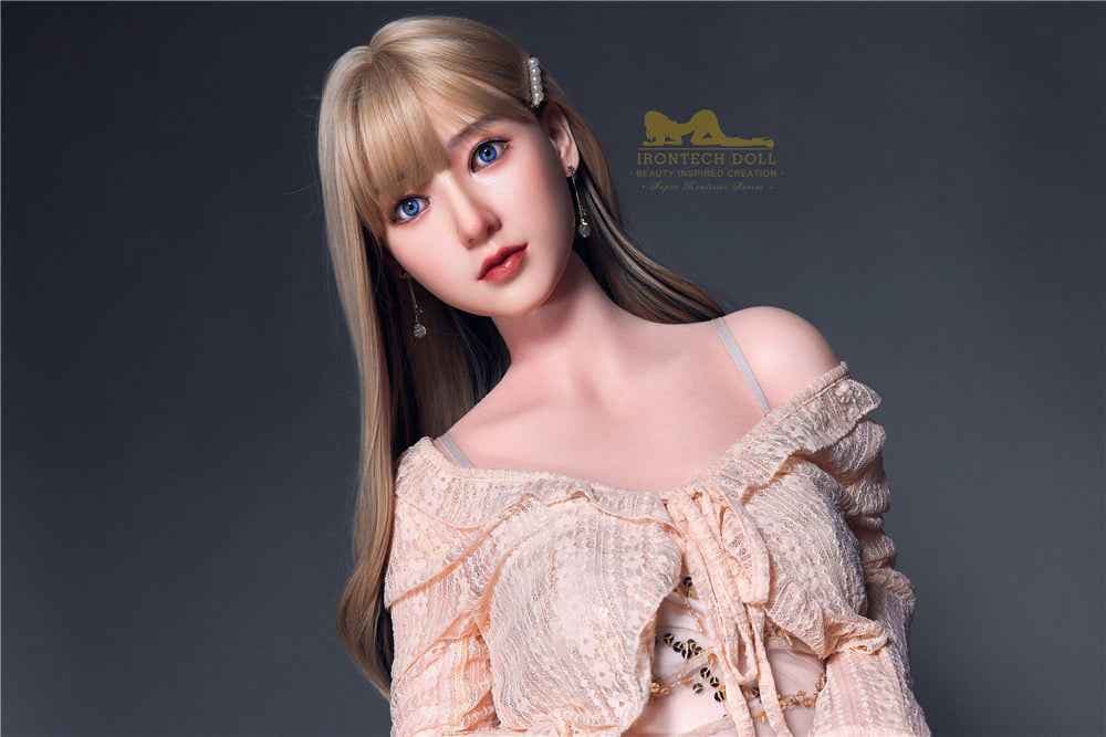 Irontech Doll Candy - TPE sex doll with European charm - 6