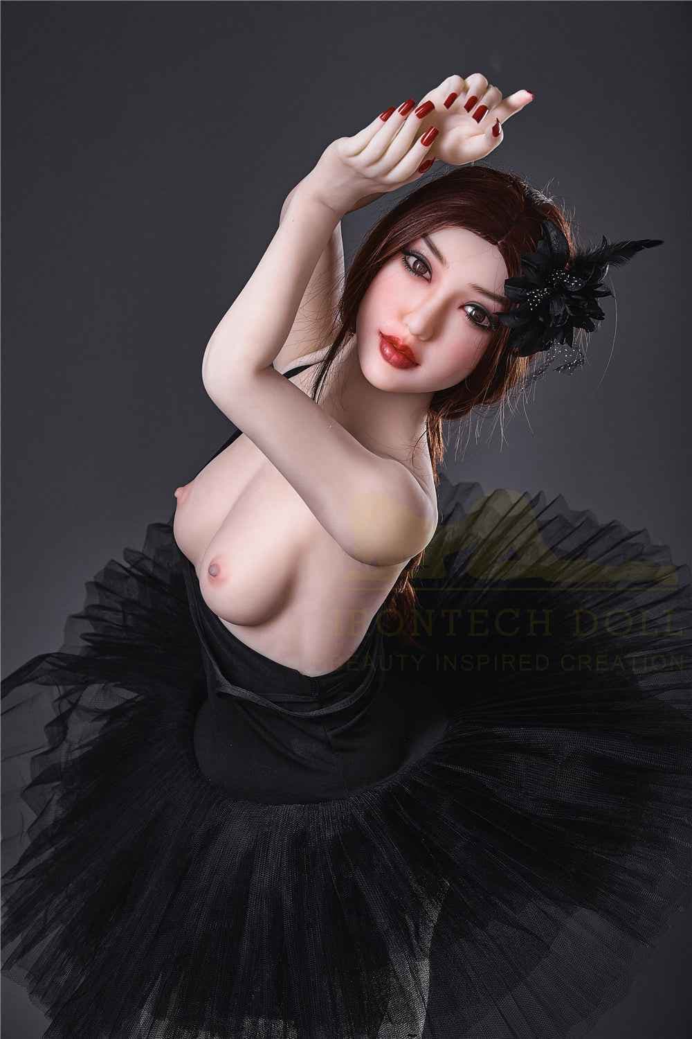 Irontech Doll Mika - Premium Sexpuppe mit verführerischer Eleganz - 11