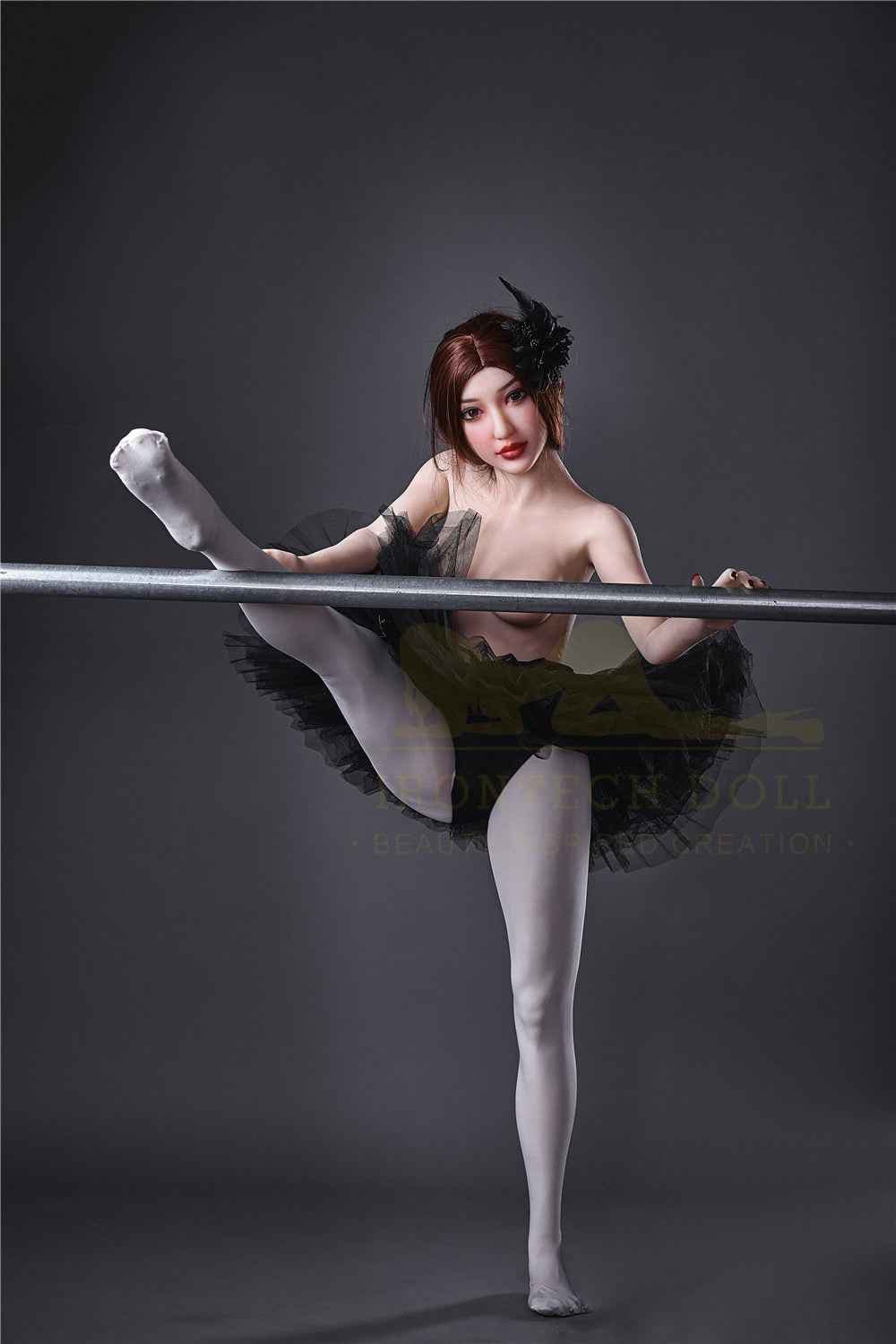 Irontech Doll Mika - Premium Sexpuppe mit verführerischer Eleganz - 17