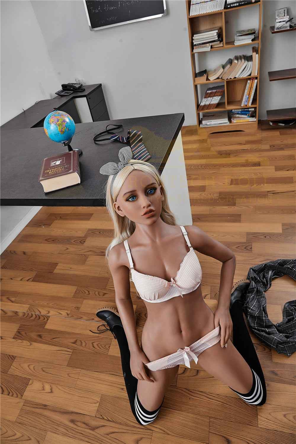 Irontech Doll Victoria - Premium Silikon Sexpuppe - 65