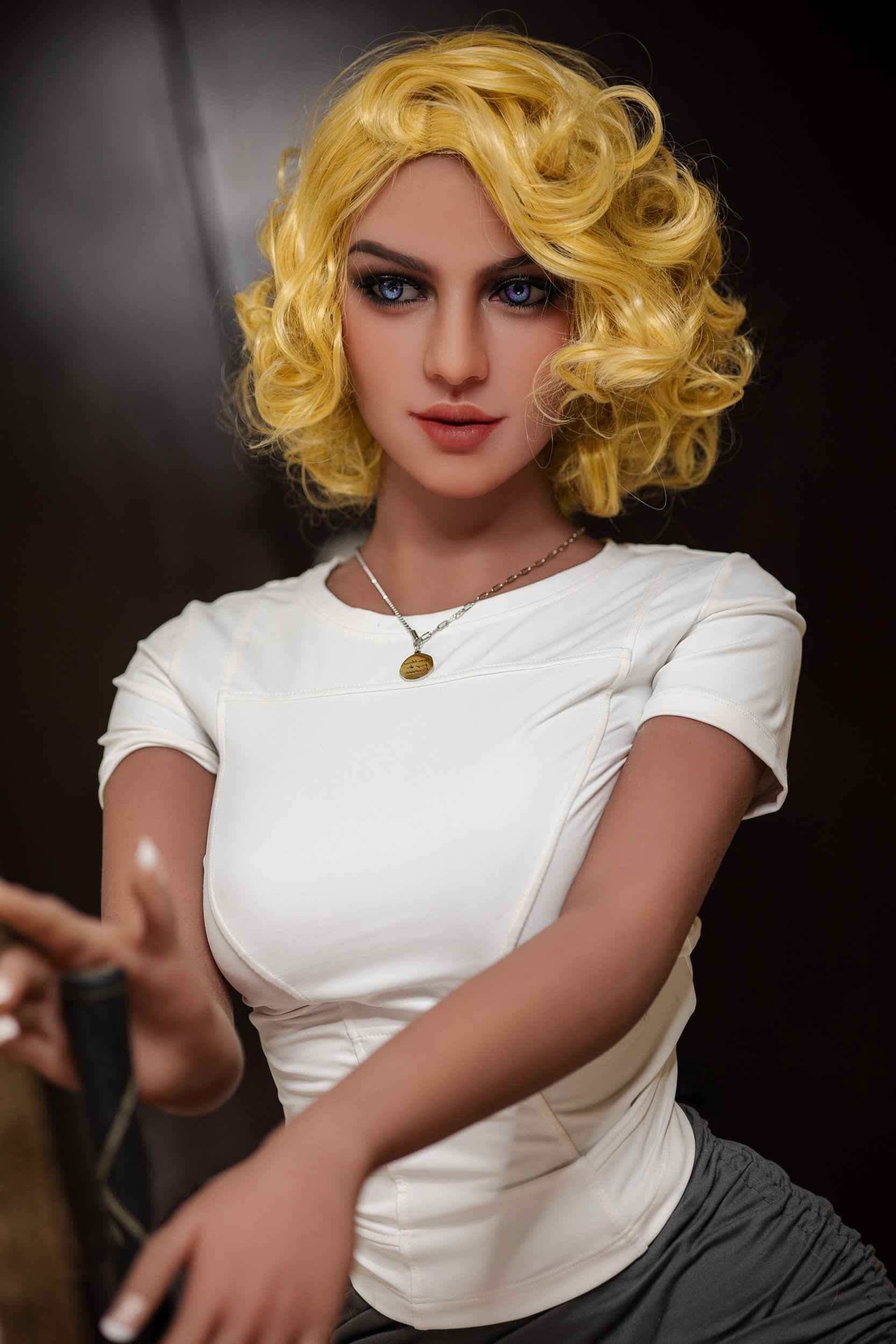 Aibei Doll Mariella - Kurvige TPE Sexpuppe mit blonden Locken - 2