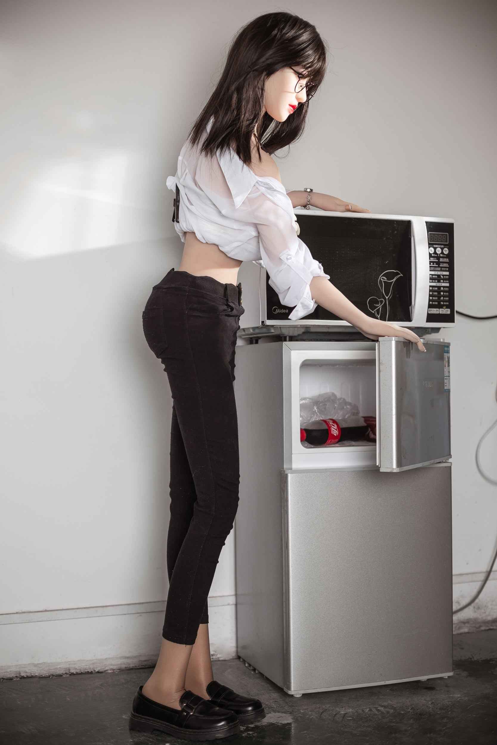 Aibei Doll Rommana - Asian TPE sex doll with natural proportions - 2