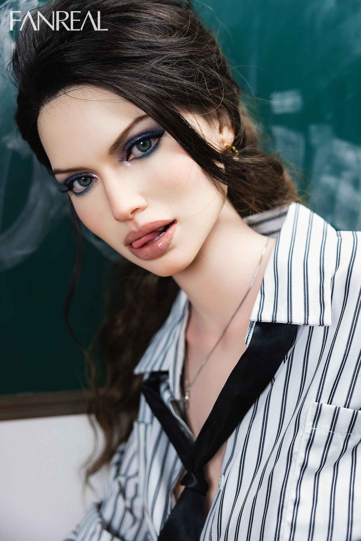 Fanreal Nanami - TPE Sexpuppe mit natürlichen Proportionen - 2