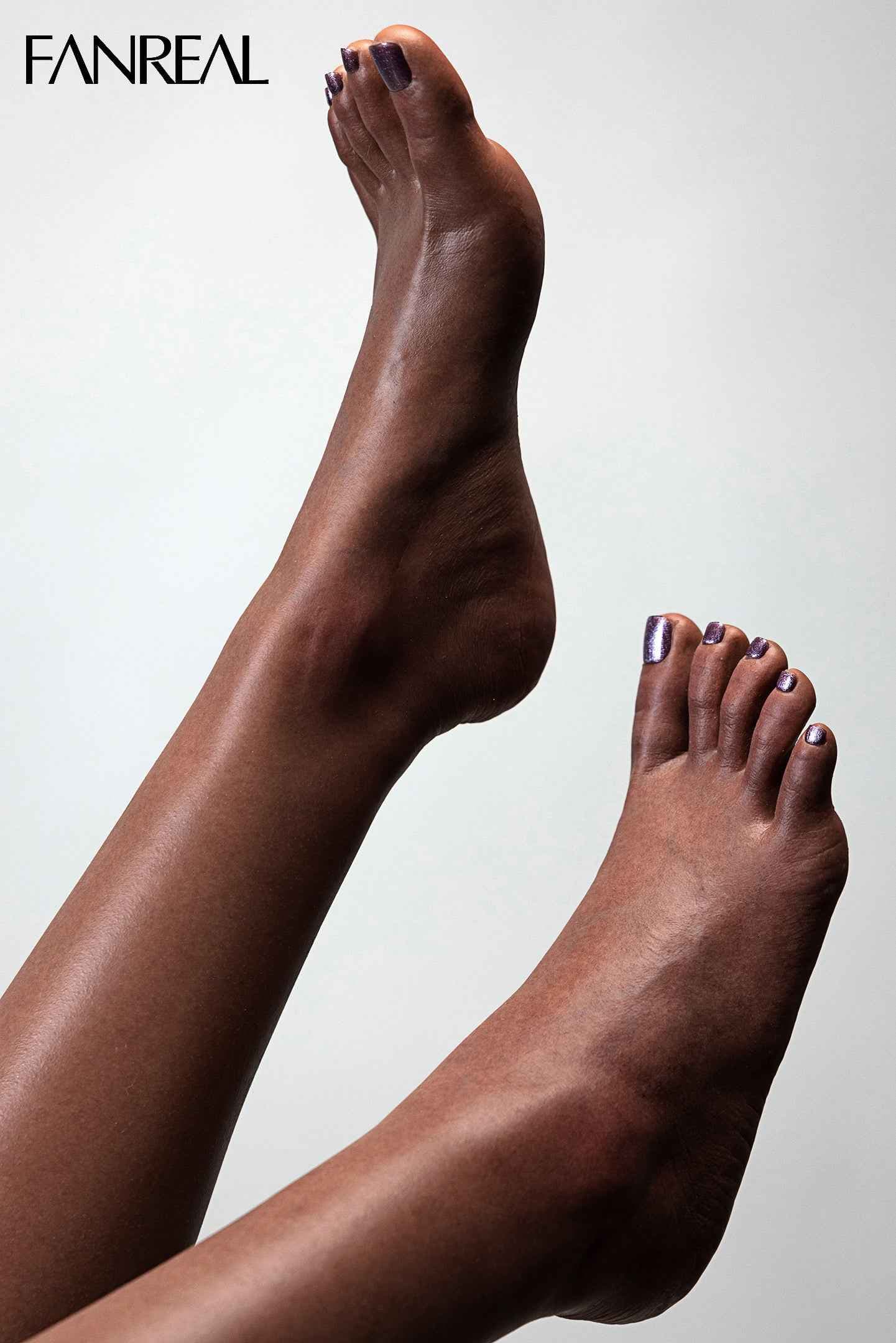 Fanreal Saki - Premium Silikon Sexpuppe mit athletischer Figur - 5