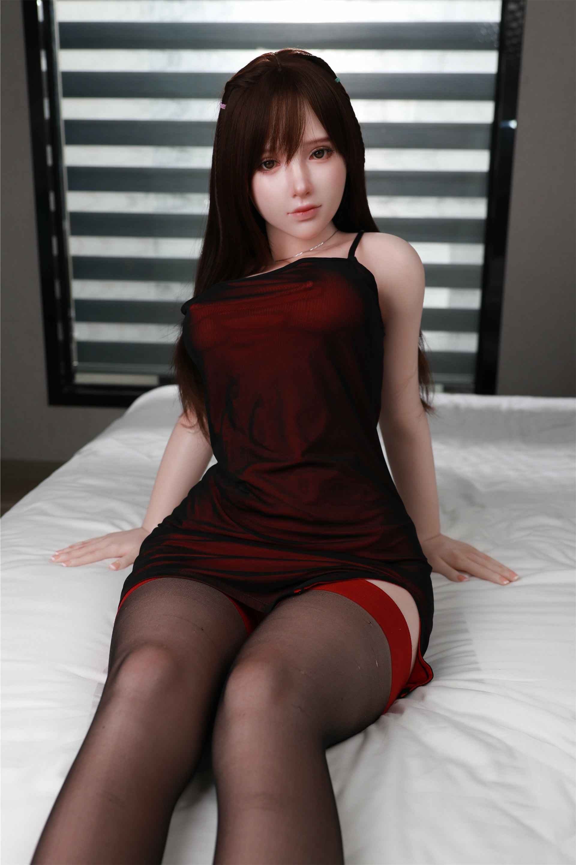 Golden Doll Annika - Poupée d'amour premium aux courbes naturelles - 14