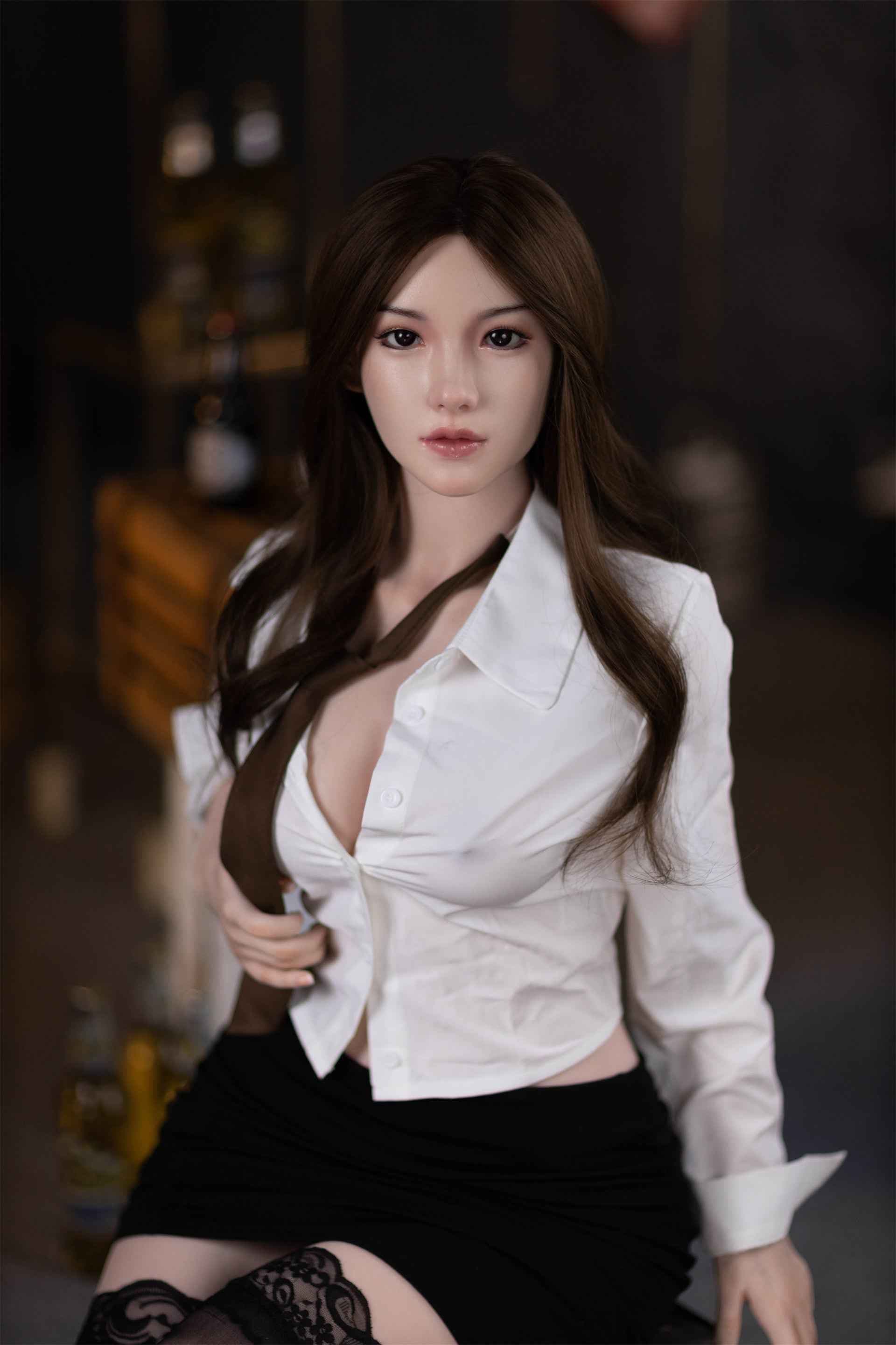 Golden Doll Delphina - Premium Silikon Sexpuppe mit asiatischem Charme - 3