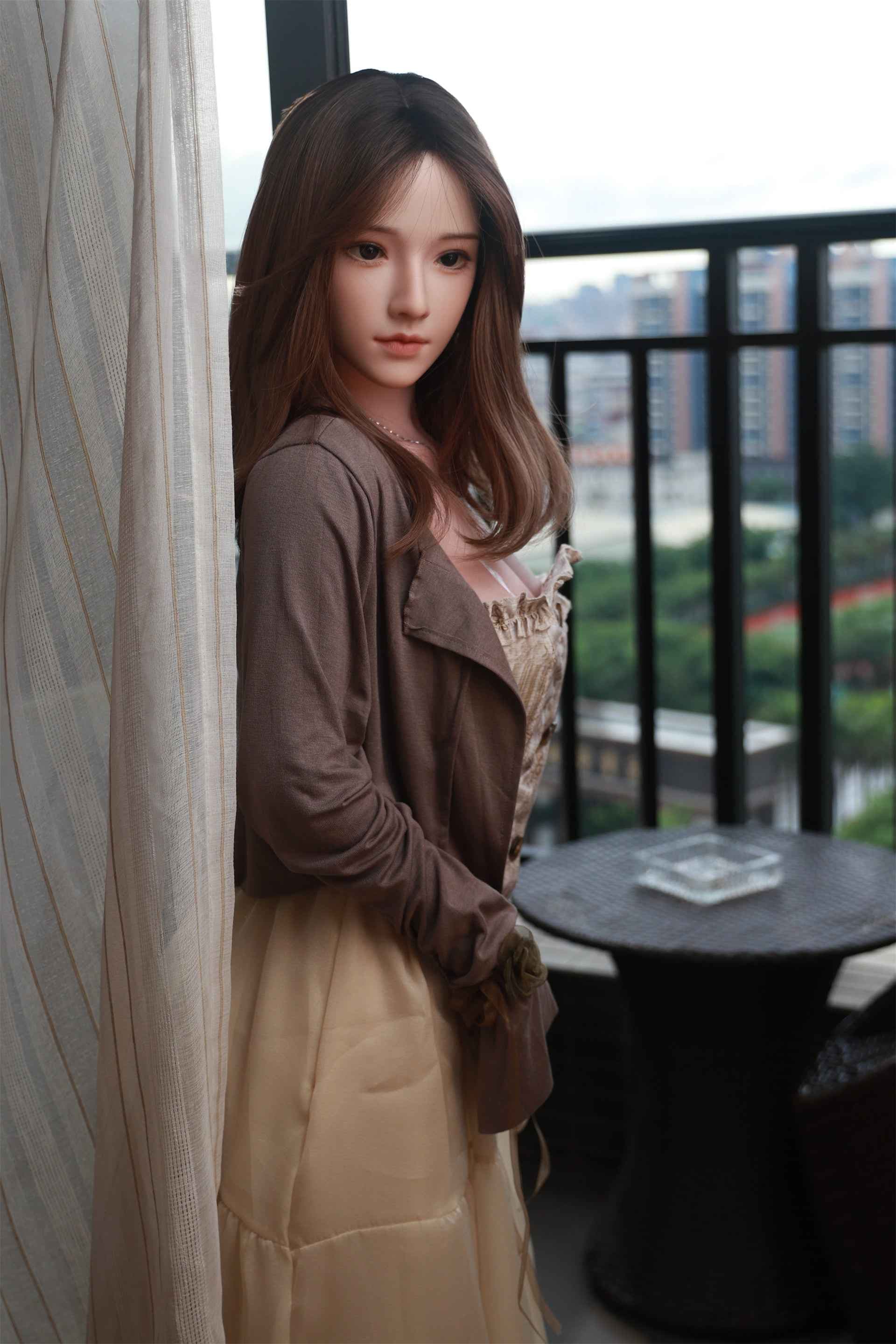 Golden Doll Emy - Asiatische Sexpuppe mit realistischen Gesichtszügen - 9