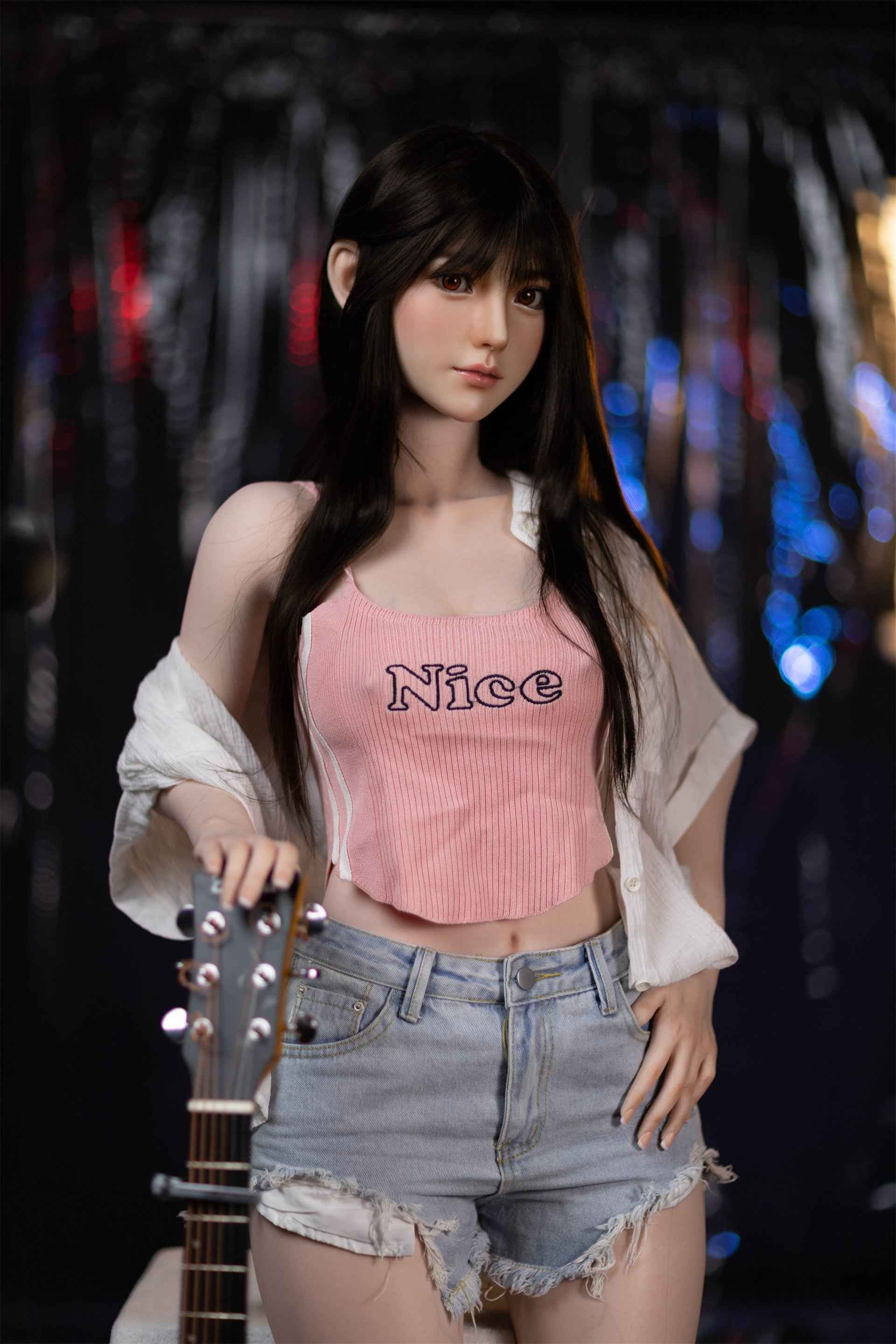 Golden Doll Sabine - Premium Sexpuppe mit asiatischen Zügen - 8