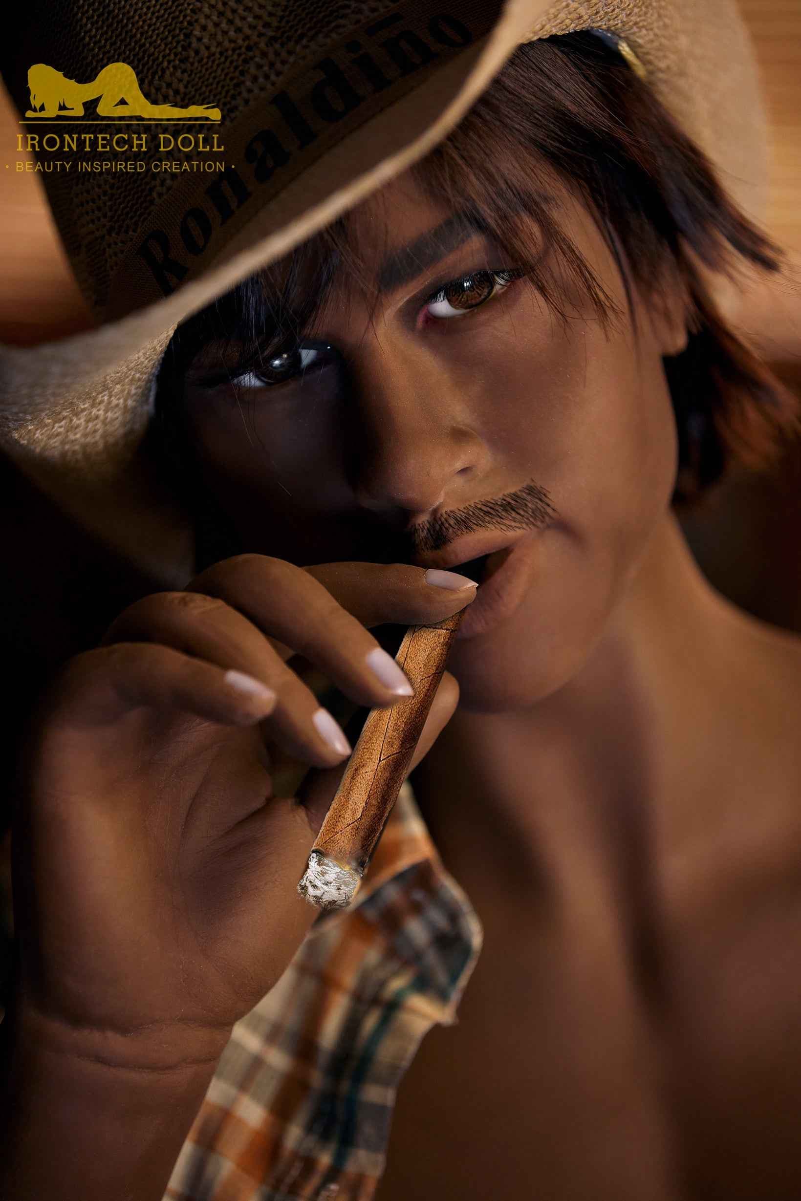 Irontech Doll DeShawn - Männliche Silikon Sexpuppe mit athletischem Körperbau - 13