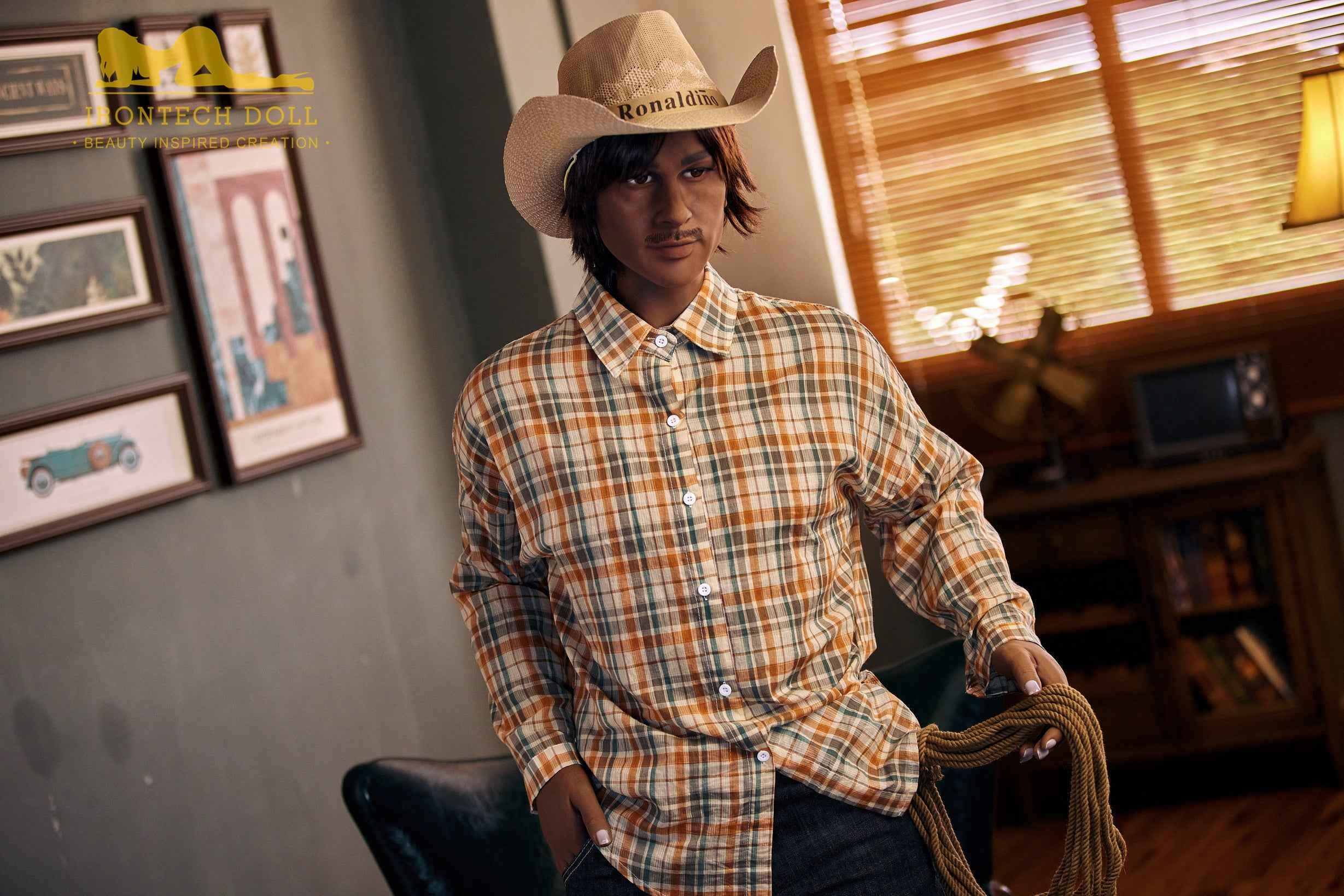 Irontech Doll DeShawn - Männliche Silikon Sexpuppe mit athletischem Körperbau - 4