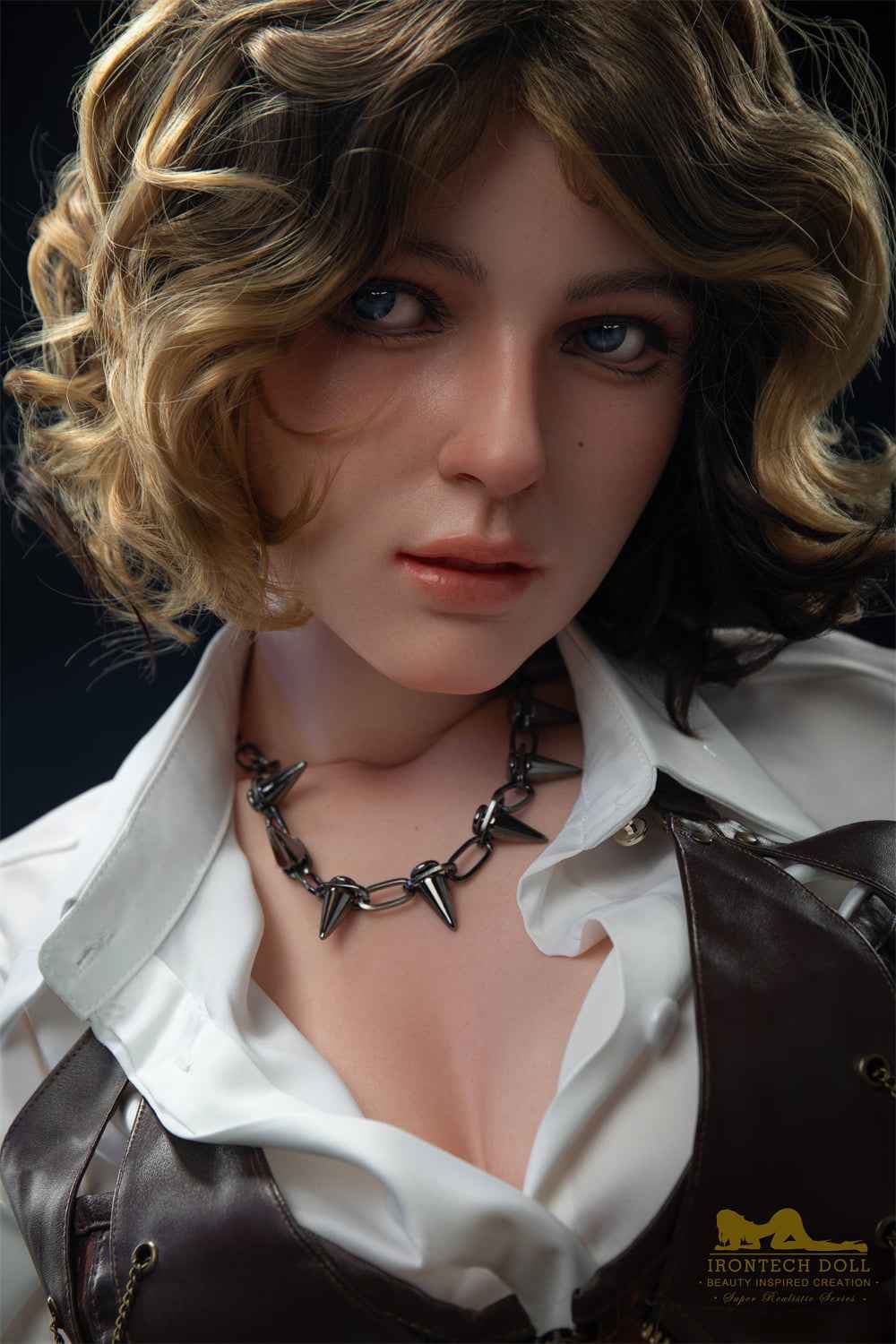 Irontech Doll Fenny - Kurvige Silikon Sexpuppe mit blonden Locken - 2