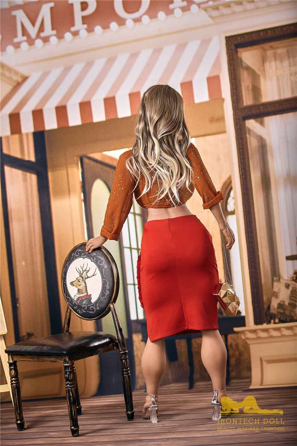 Irontech Doll Hellen - Kurvige Silikon Sexpuppe mit blonden Haaren - 6