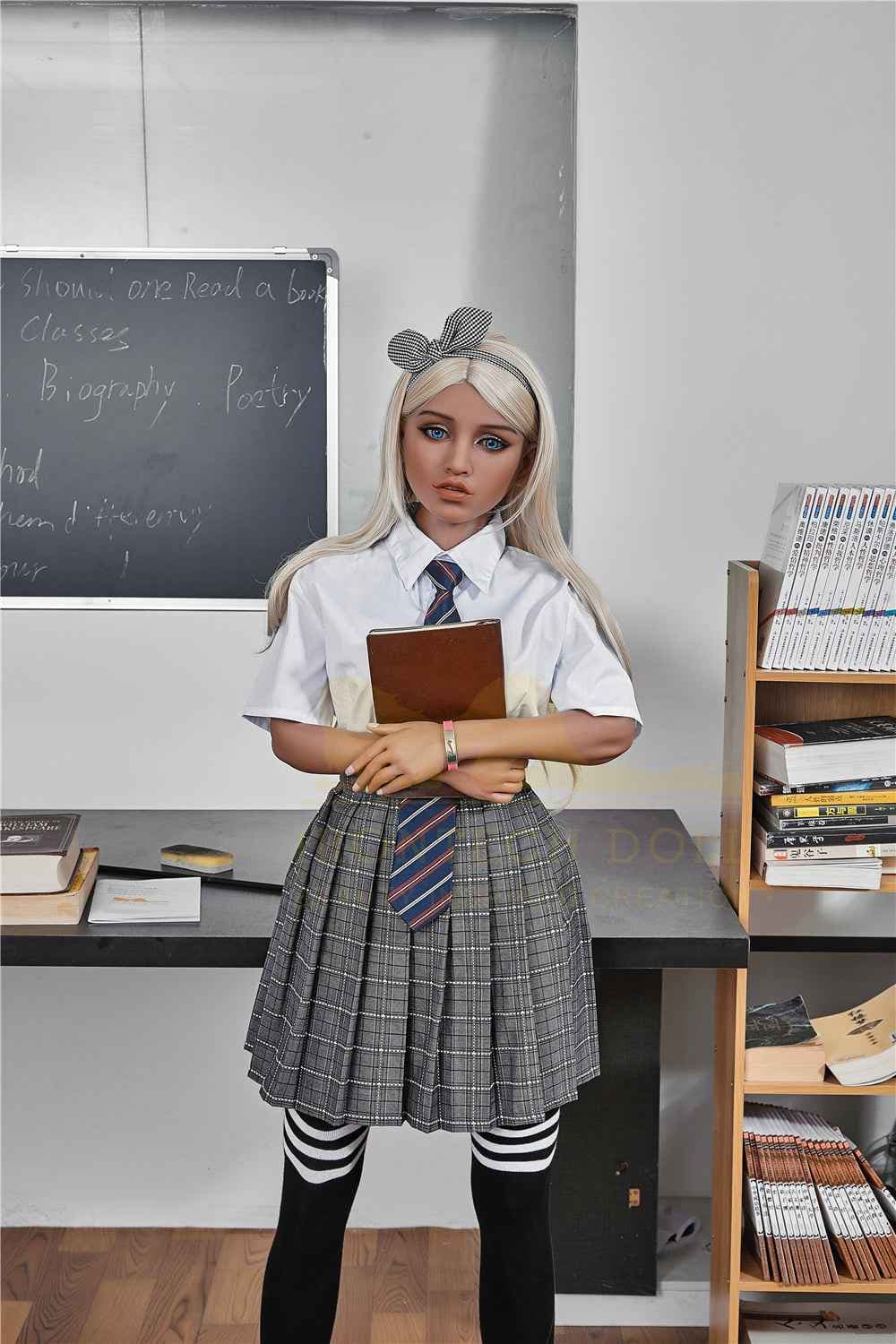 Irontech Doll Victoria - Premium Silikon Sexpuppe - 3