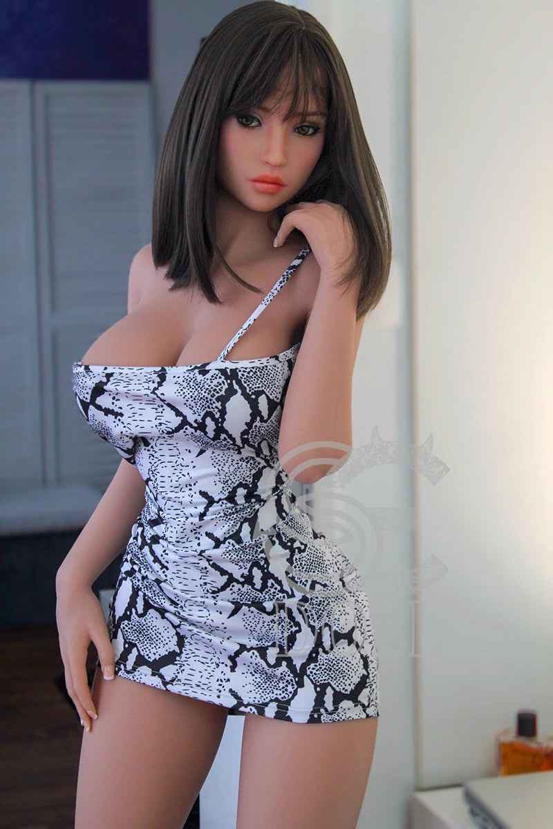 SEDoll Jessy - Kurvige Sexpuppe mit brünetten Haaren - 1