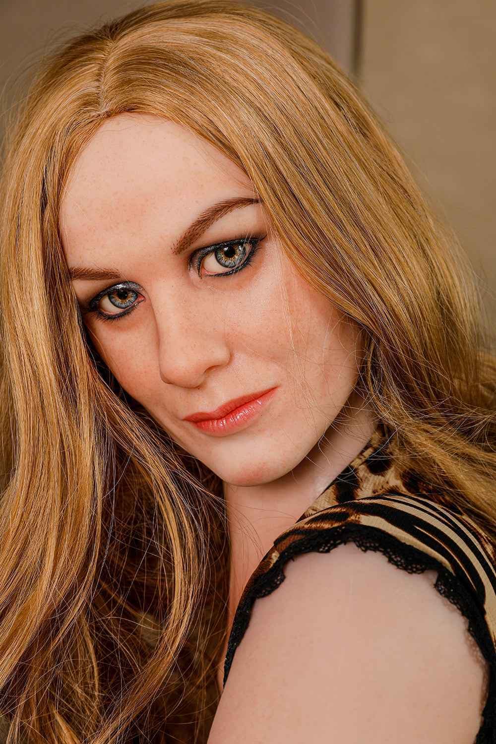 Starpery Lydia - Premium Silikon Sexpuppe mit natürlichen Kurven - 2