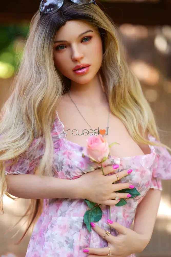 TAYU Lara - Kurvige Sexpuppe mit natürlichen Proportionen - 6