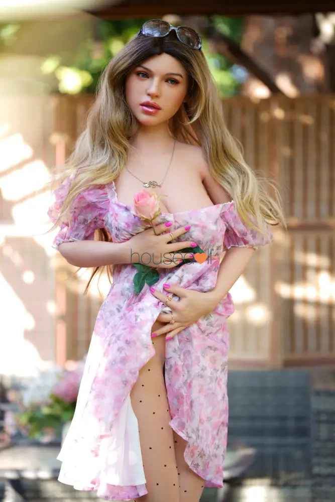 TAYU Lara - Kurvige Sexpuppe mit natürlichen Proportionen - 3