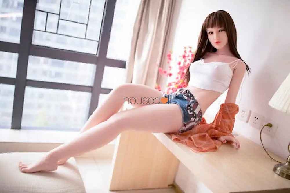 TAYU Sex Doll Selena - Asiatische Liebespuppe mit verführerischem Charme - 4