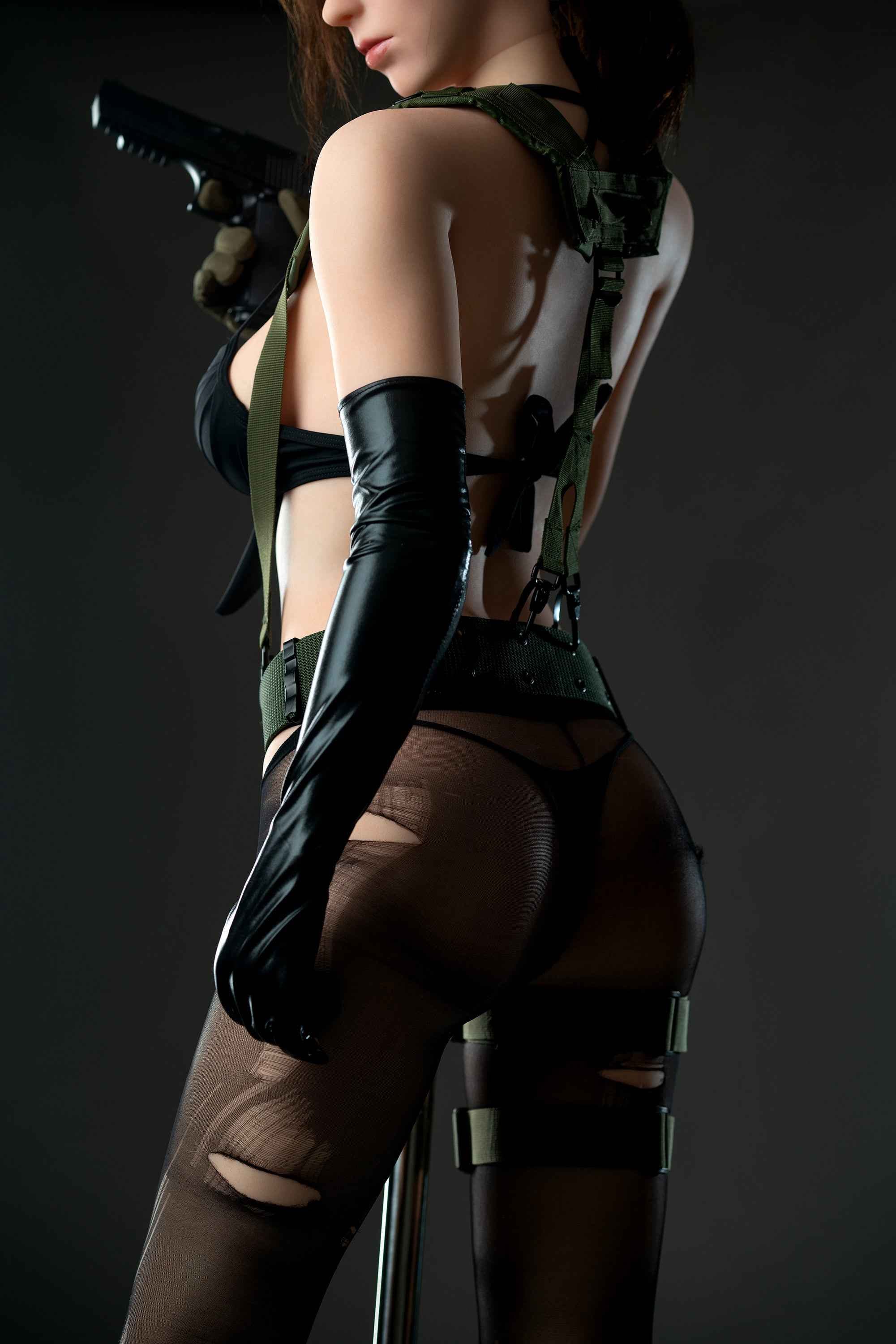 Gamelady Quiet Metal Gear - 11