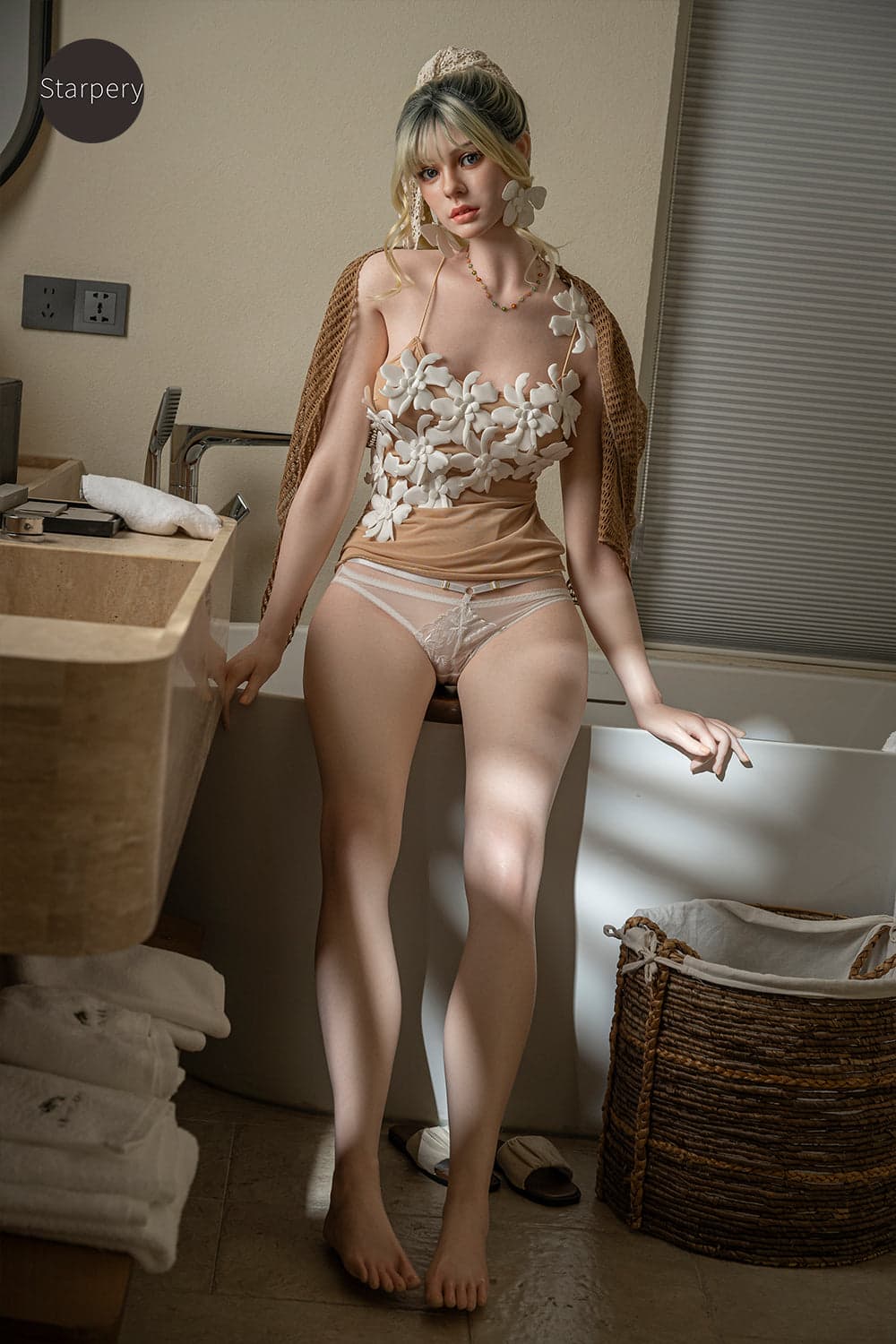 Starpery Silikonpuppe Beth - 19