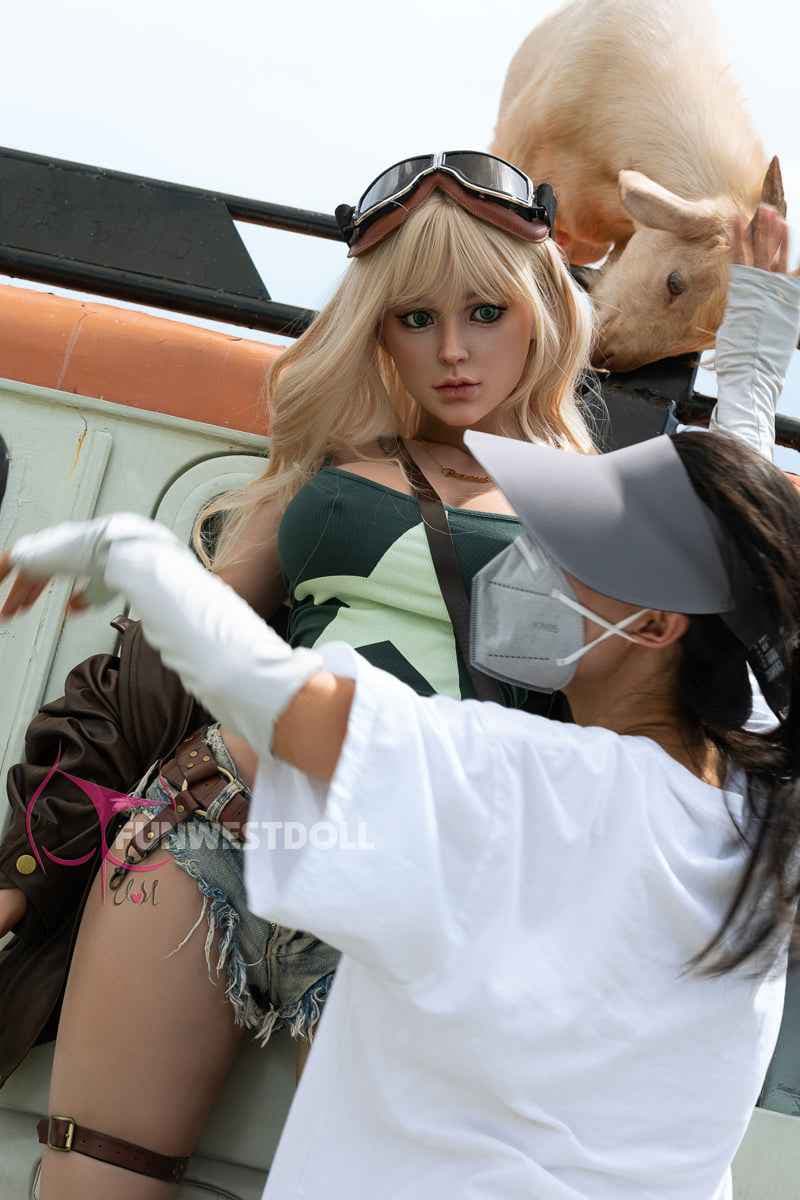 FunWest Doll Maeyva - Kurvige Silikon Sexpuppe mit blonden Haaren - 10