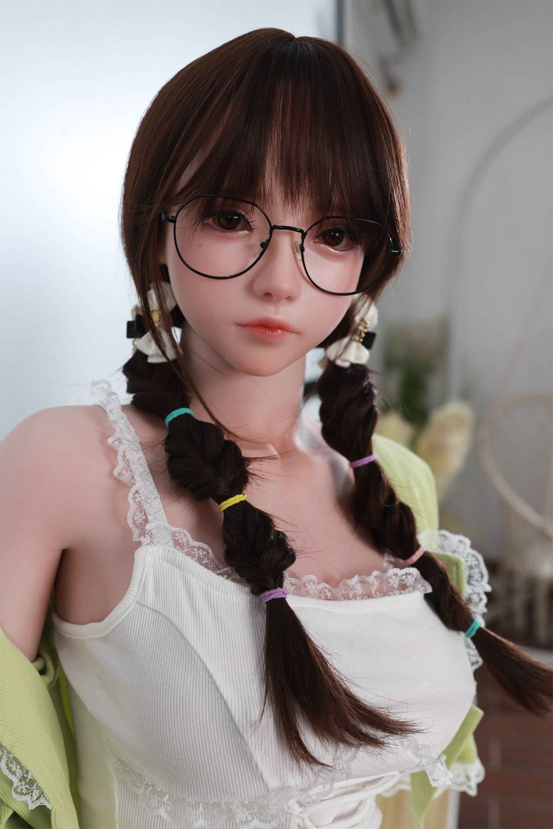 Golden Doll Monik - Asiatische Sexpuppe mit Brille - 5