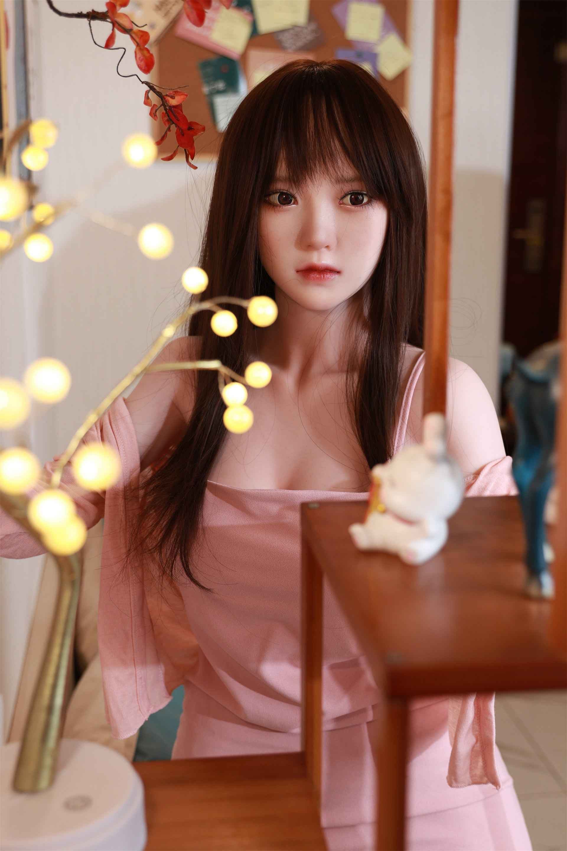 Golden Doll Sheyen - Premium Asiatische Liebespuppe - 2