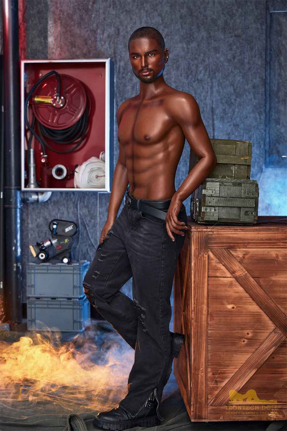 Irontech Doll Bill - Männliche TPE Sexpuppe mit athletischem Körper - 13
