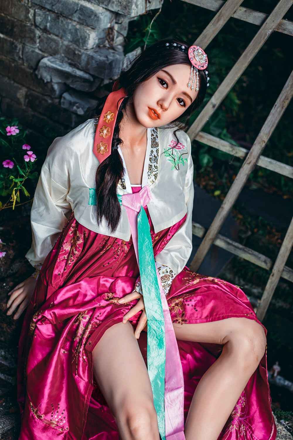 housedoll Della - Premium Silikon Sexpuppe Asiatisch - 11