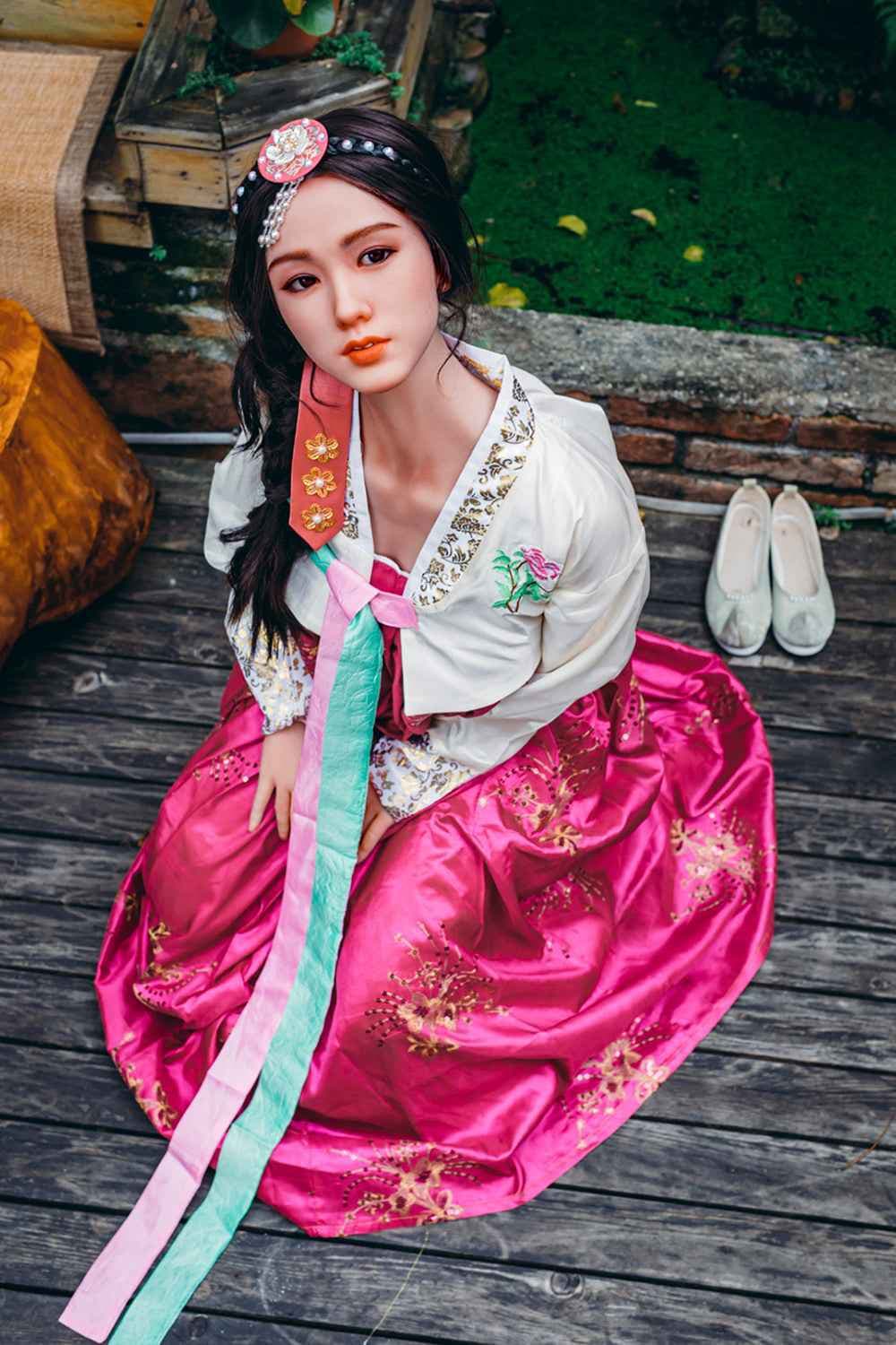 housedoll Della - Premium Silikon Sexpuppe Asiatisch - 18