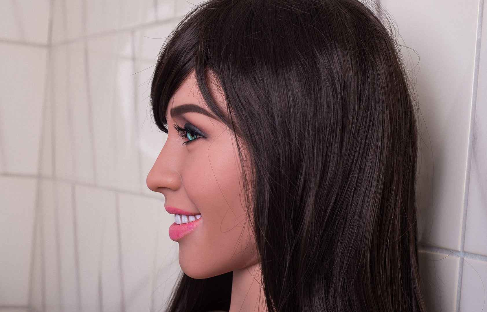 WM Doll Ella - Kurvige Sexpuppe mit natürlichen Proportionen - 2