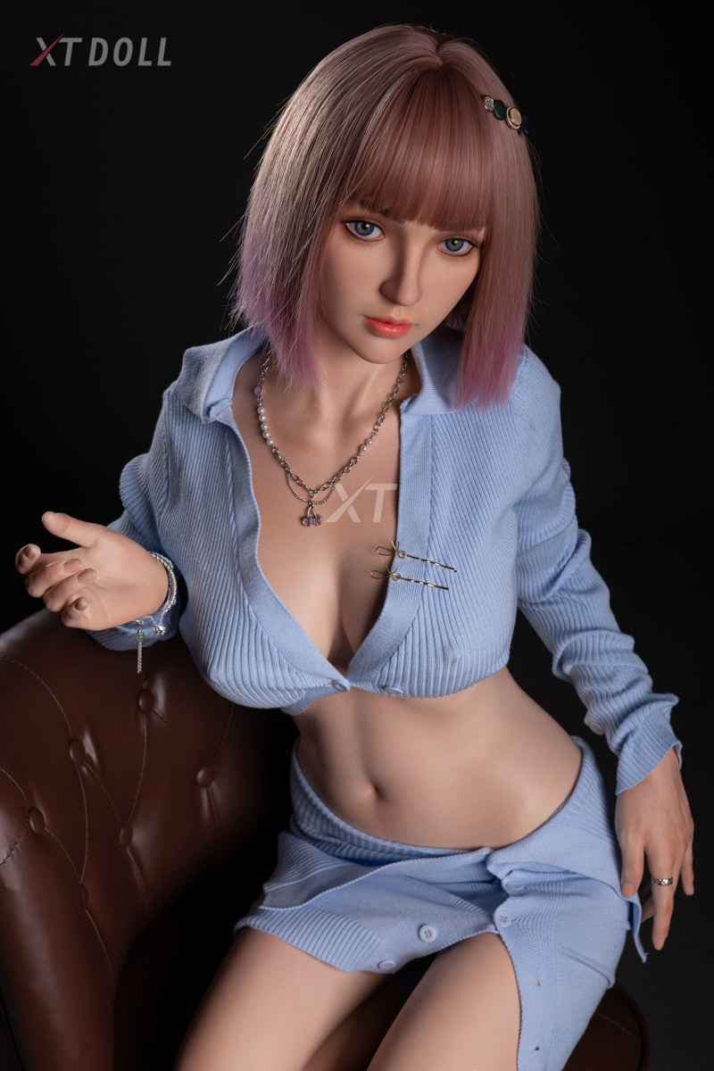 XTDoll Lisa - Premium Silikonpuppe mit rosa-braunem Haar - 4