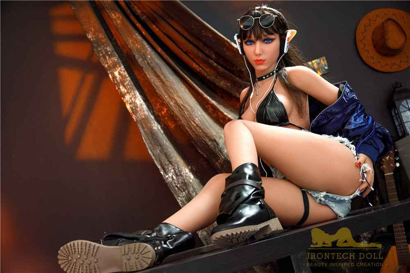 Irontech Doll Sexpuppe Scarlett Elf Konfiguriert Irontech Doll kaufen Sexroboter KI
