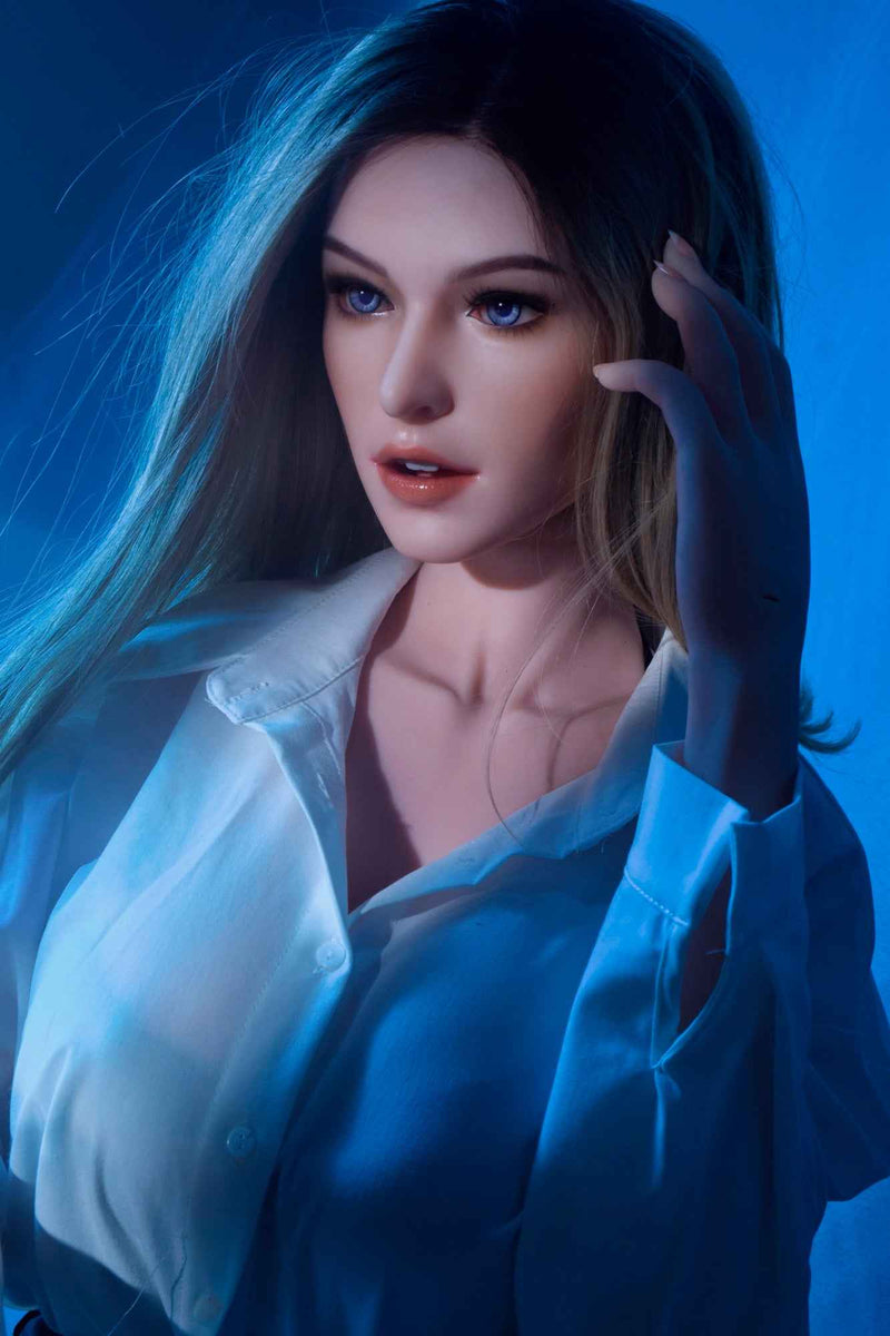 Elsa Babe Sexpuppe Tyler Konfiguriert Elsa Babe kaufen Sexroboter KI