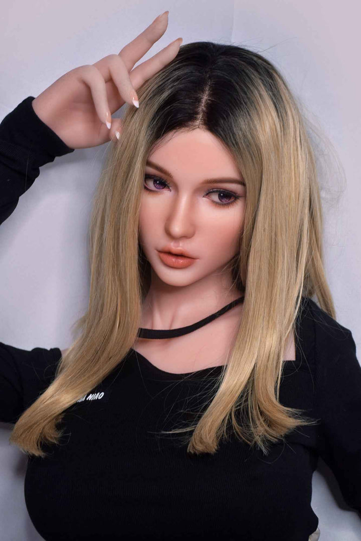Elsa Babe Sexpuppe Ivanka Konfiguriert Elsa Babe kaufen Sexroboter KI