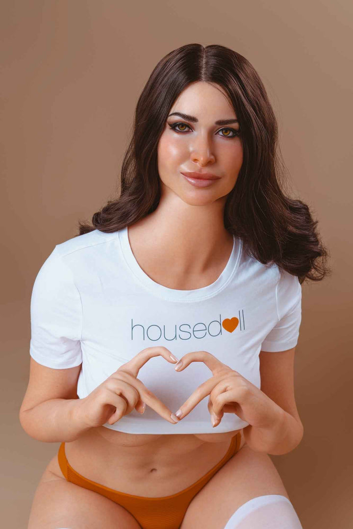 Micaela Schäfer Sexpuppe by housedoll Konfiguriert housedoll kaufen Sexroboter KI
